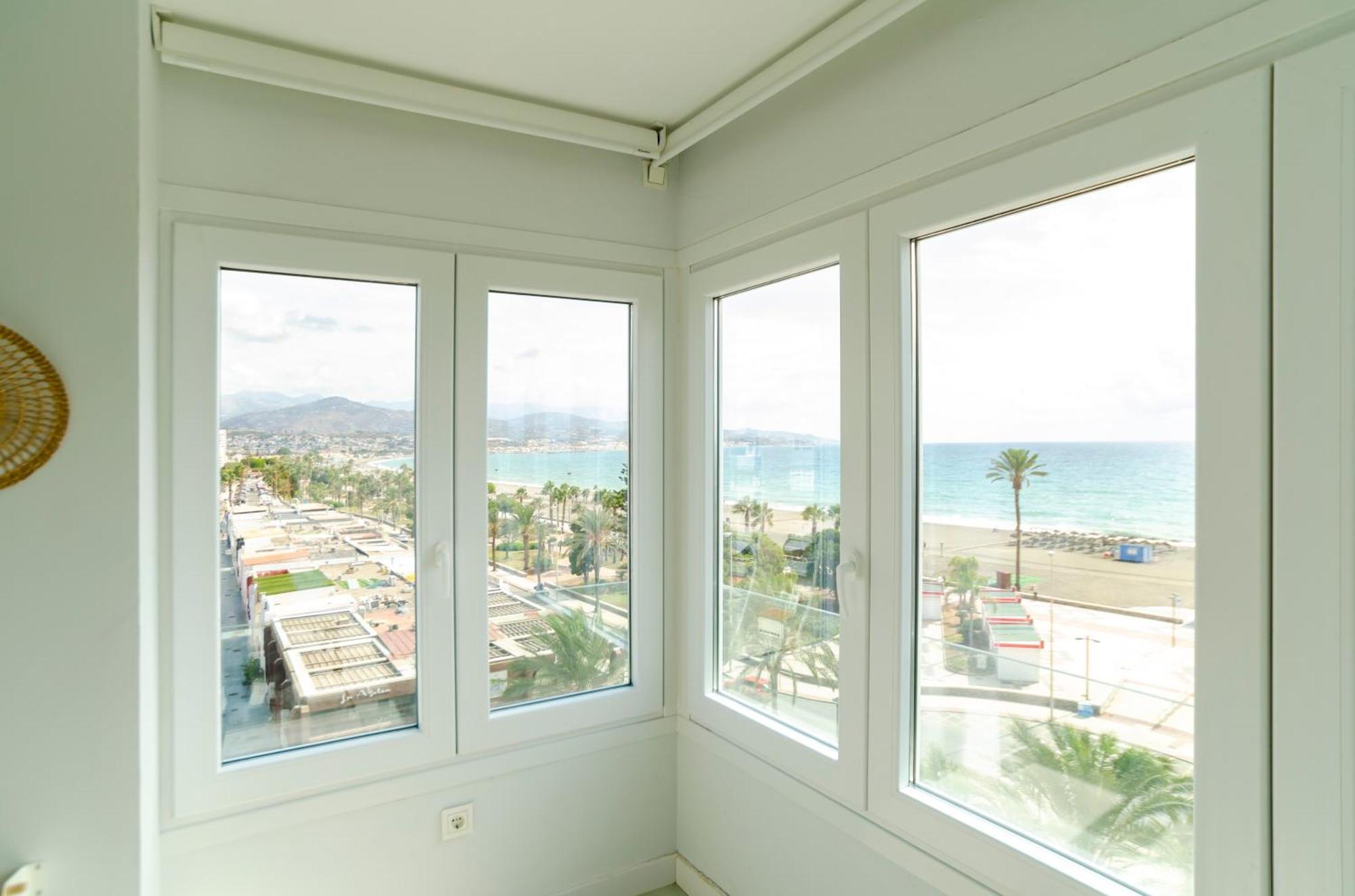 Apartamento A&C Vistas Al Mar Luxury Torre Del Mar Exterior foto