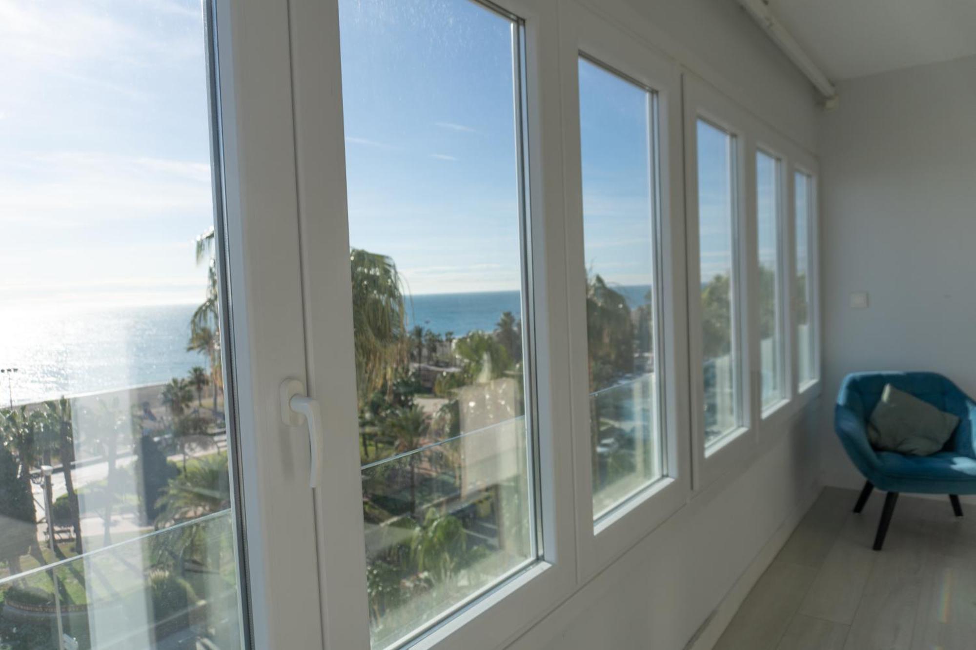 Apartamento A&C Vistas Al Mar Luxury Torre Del Mar Exterior foto
